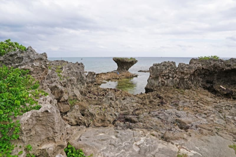奥武島竜宮神の拝所★相手を懲らしめる気を強く持つオルゴブレス 奥武島 竜宮神（龍宮神）