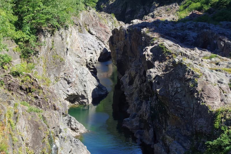 4112　外国切手　グリーンランド　山岳風景　世界遺産　美しい Hisui Gorge