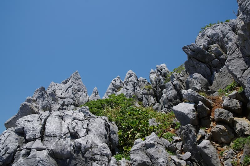 神島カルスト地形（日本三大カルスト）｜絶景旅行