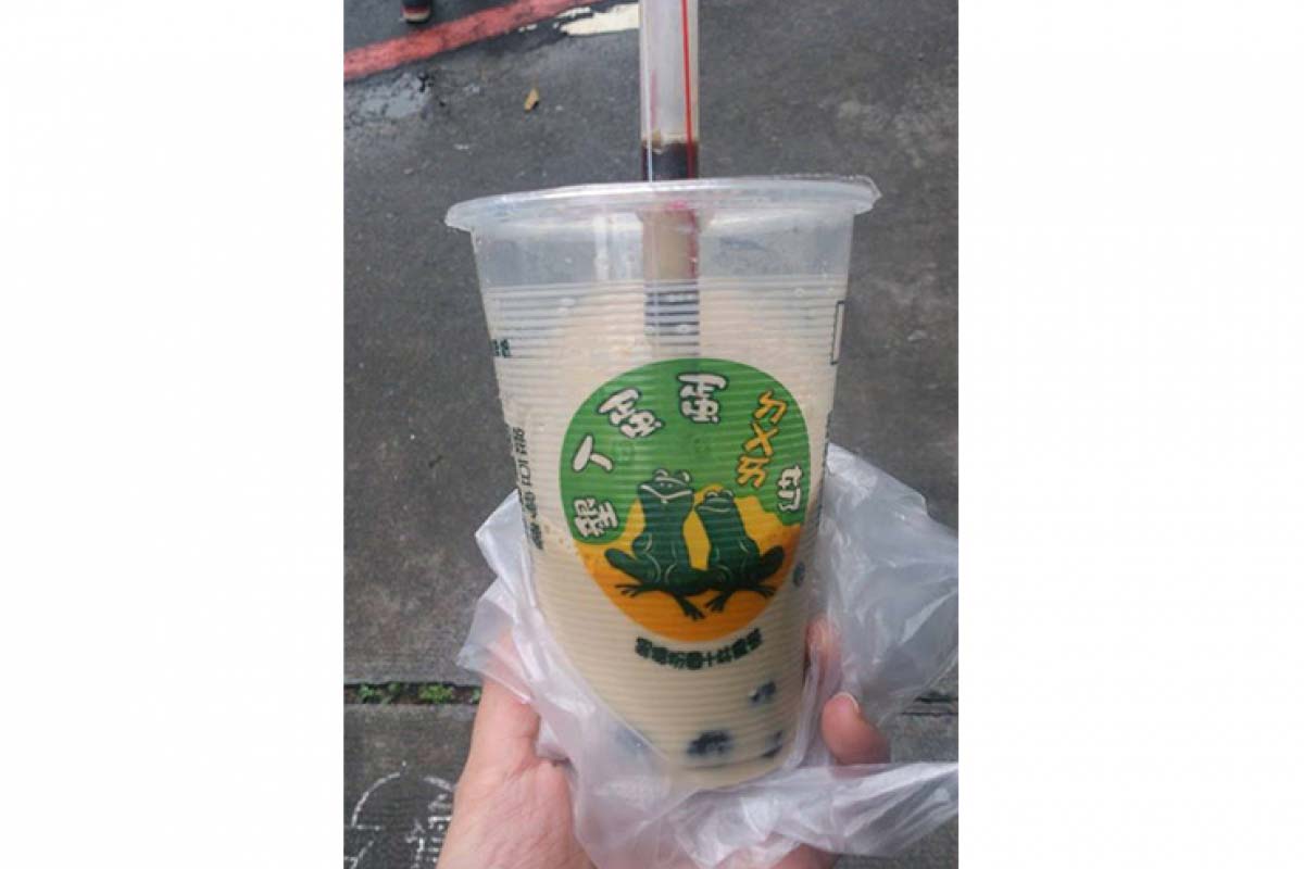 珍珠奶茶超大杯