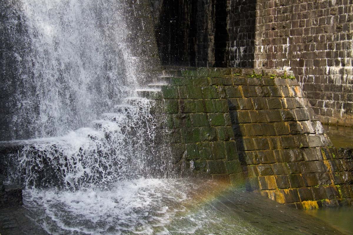 Honen Pond Dam