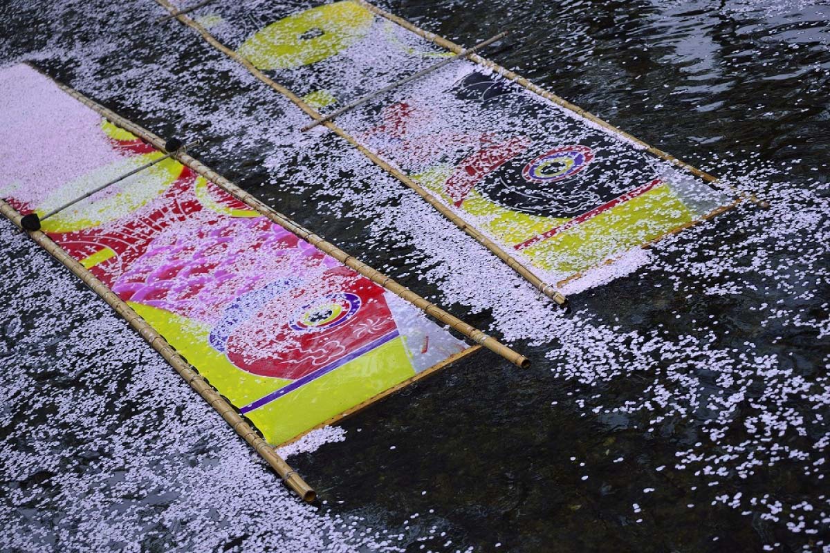 GW】うららかな春風に泳ぐ全国の「こいのぼり」祭りの絶景を見にいこう