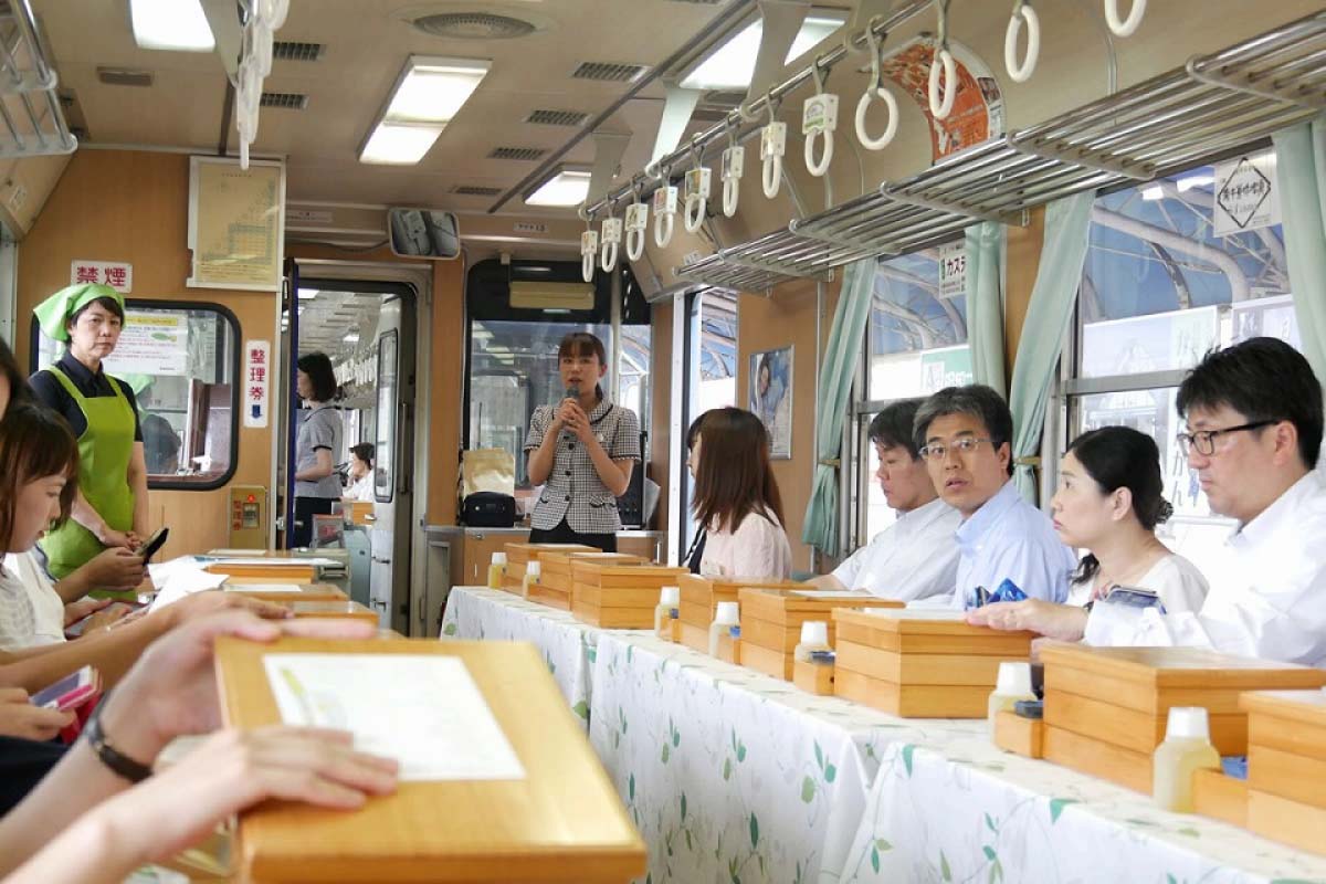 明知鉄道の寒天列車で行く岐阜県「日本大正村」の楽しみ方を解説