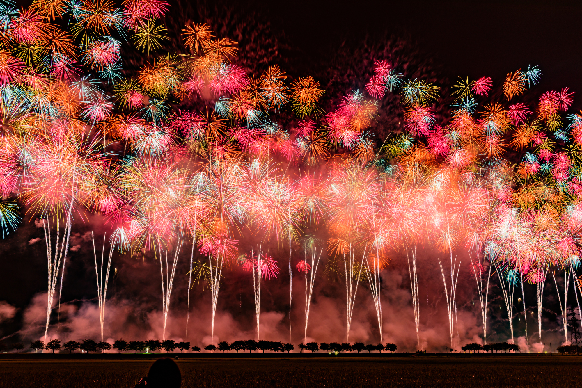 2022年の開催情報】夏の風物詩！日本三大花火大会って？｜ZEKKEI Japan