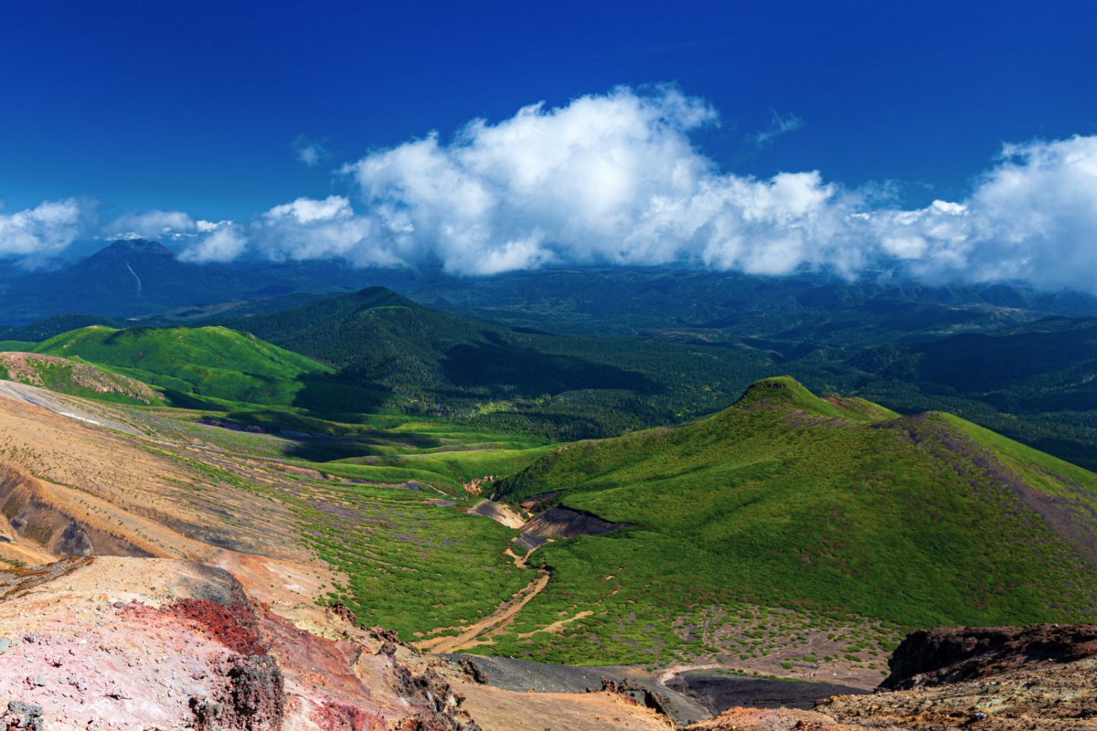雌阿寒岳