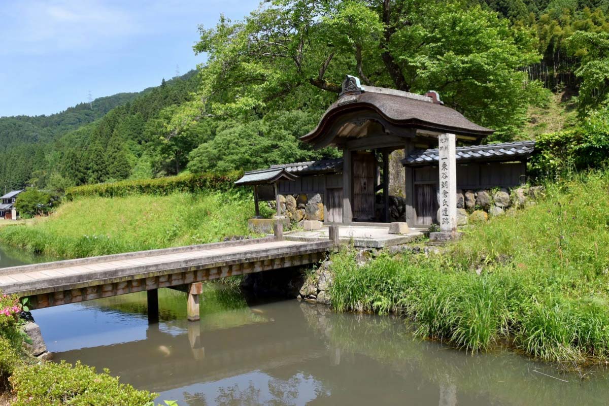朝倉一乗谷発見 – 一乗谷朝倉氏遺跡 マップ : 遺跡のご紹介 – MJLRGX