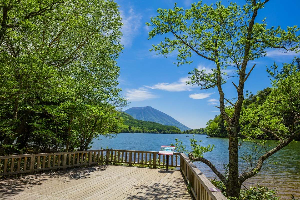 湯ノ湖と男体山｜栃木日光旅行