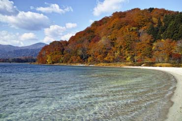 恐山宇曾利湖的景點資訊 絕景日本